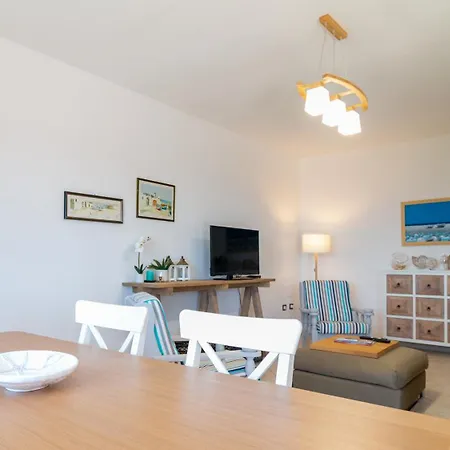 Casa Dei Bucanieri-seaside Garden Apartment Putzu Idu