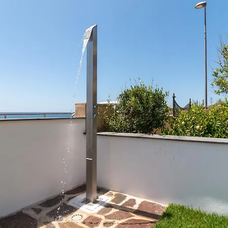 Casa Dei Bucanieri-seaside Garden *