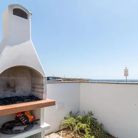 Casa Dei Bucanieri-seaside Garden