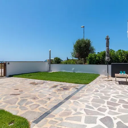 Casa Dei Bucanieri-seaside Garden Putzu Idu