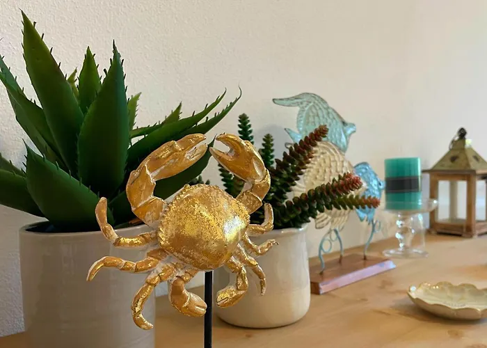 Casa Dei Bucanieri-seaside Garden